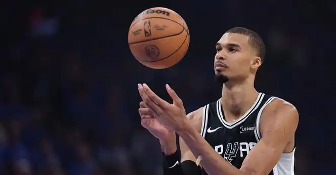 2.51亿美元！文班亚马新秀续约创历史，数据狂人引领NBA新纪元